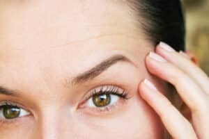 Dr. Hojjat is an expert in cosmetic surgery, specializing in upper and lower eyelid surgery