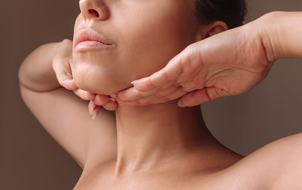 If you're looking to achieve a snatched neck, cosmetic procedures can provide various options to help you achieve your desired rejuvenation.