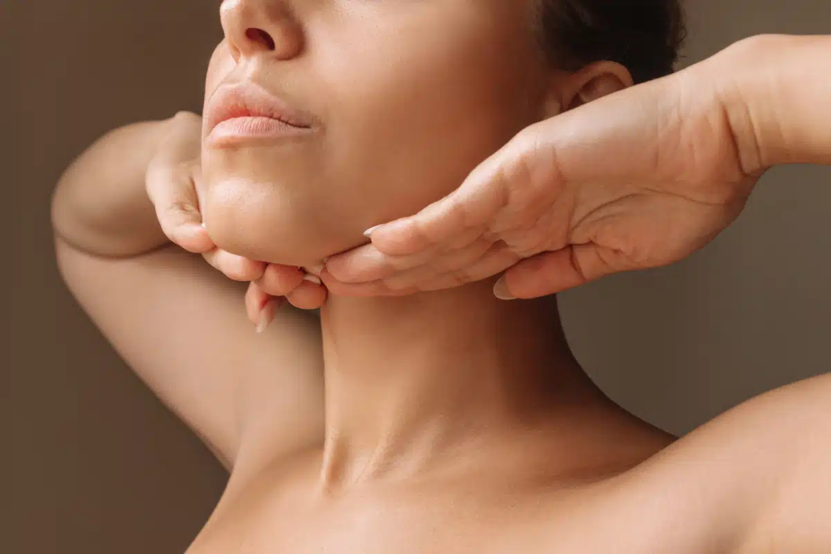 If you're looking to achieve a snatched neck, cosmetic procedures can provide various options to help you achieve your desired rejuvenation.